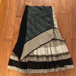 Long skirt maxi green and black